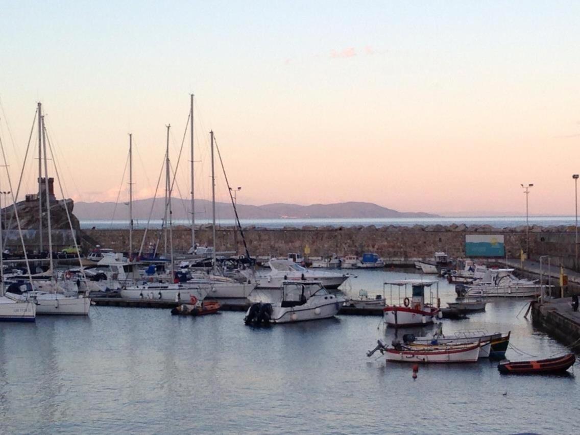 Appartamenti Estivi Anna E Pino Rio Marina Bagian luar foto